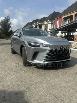 Lexus RX 2023 Silver