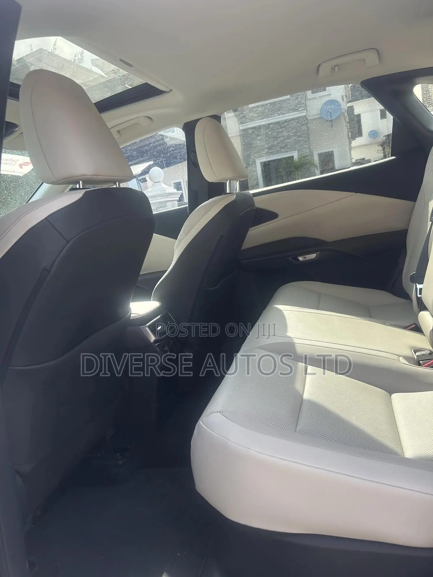 Lexus RX 2023 Silver