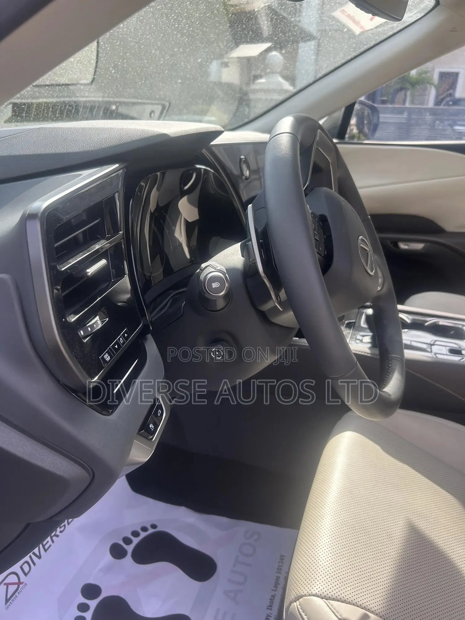Lexus RX 2023 Silver