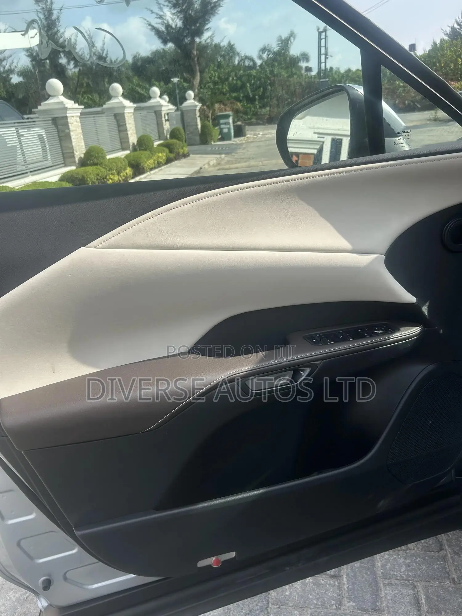 Lexus RX 2023 Silver