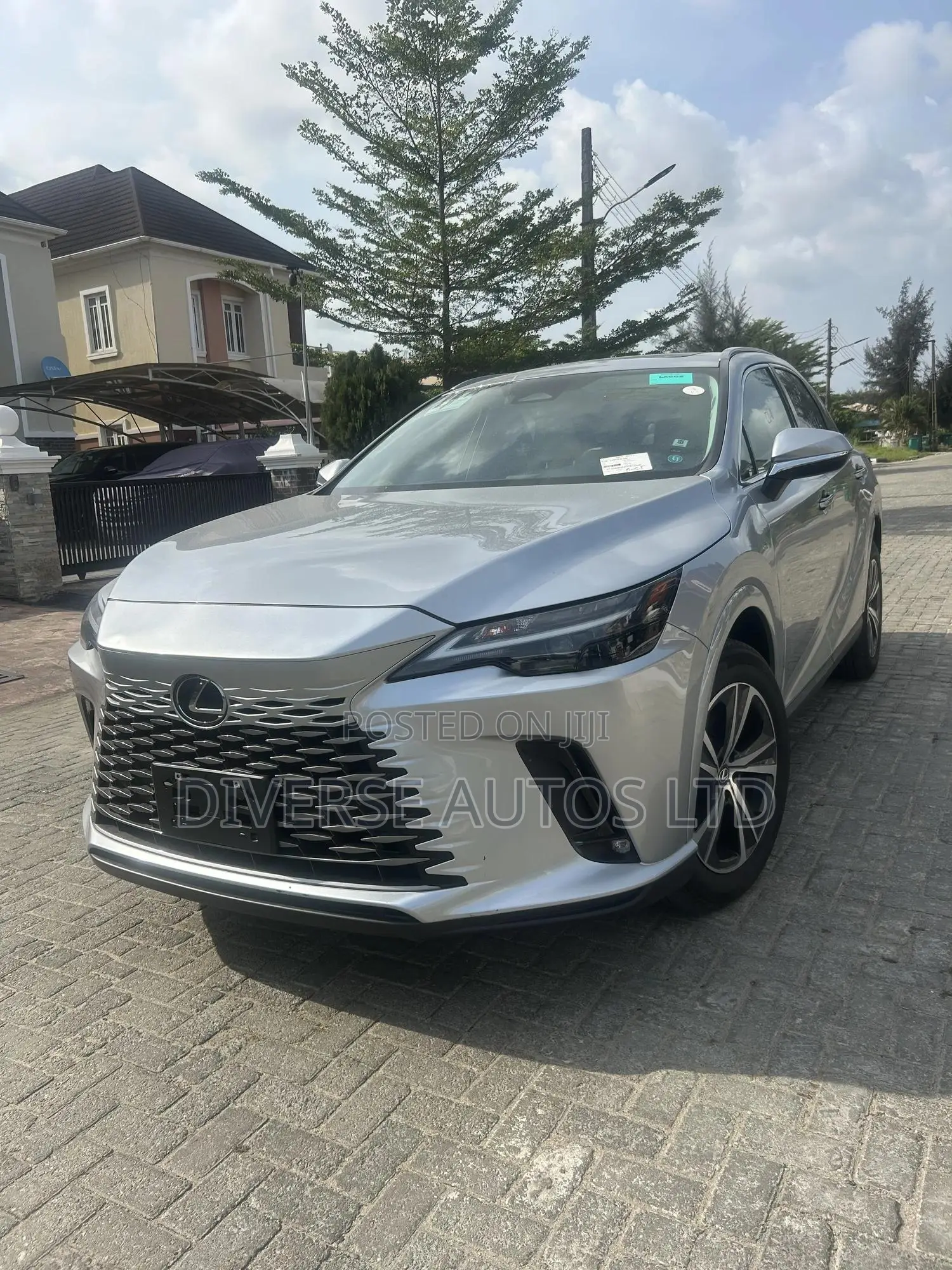 Lexus RX 2023 Silver
