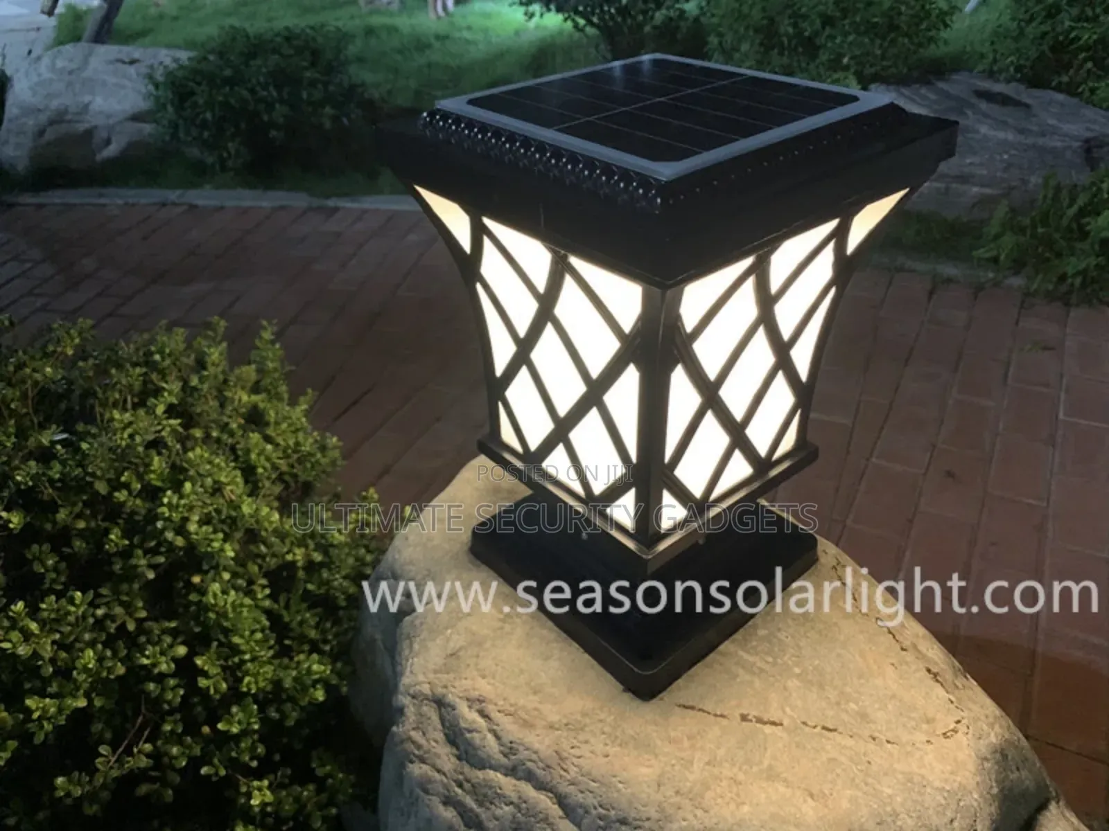 Solar Powered Pillar Waterproof Outdoor Light