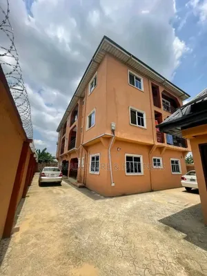 6bdrm Block of Flats in New Rumukurushi Ph, Rumuokwurusi for sale