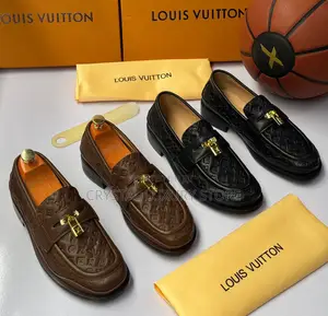 Louis Vuitton Quality Luxury Men Genuine Leather. Shoe