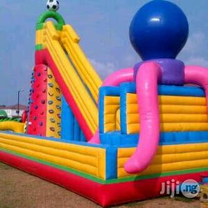 Play Tunnel Castle