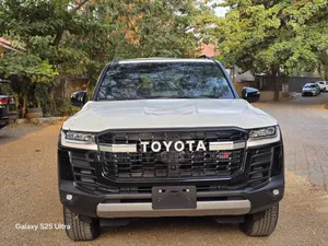 Photo - New Toyota Land Cruiser 2024 Black