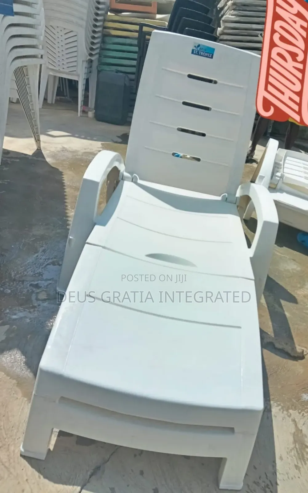 Foldable Plastic Pool Chair
