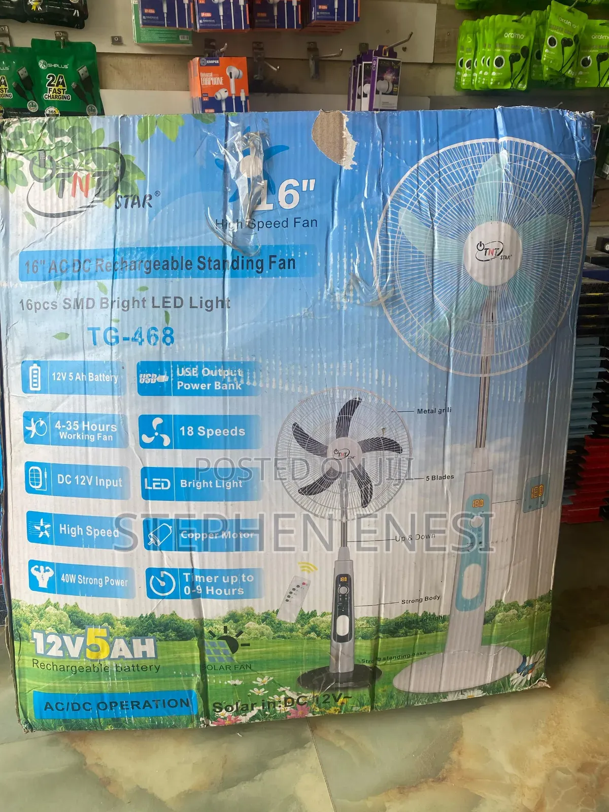 Solar Charge,
Rechargeable 16 Inches, 16 Pixels