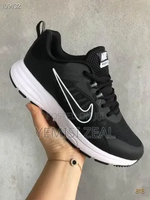 Nike Running Shoes (Unisex)