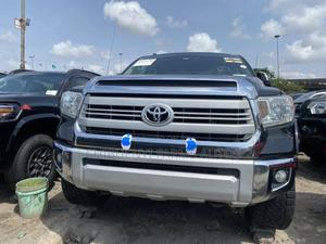 Toyota Tundra 1794 5.7L V8 4x4 CrewMax 5.6 ft. box 145.7 in. WB 2020