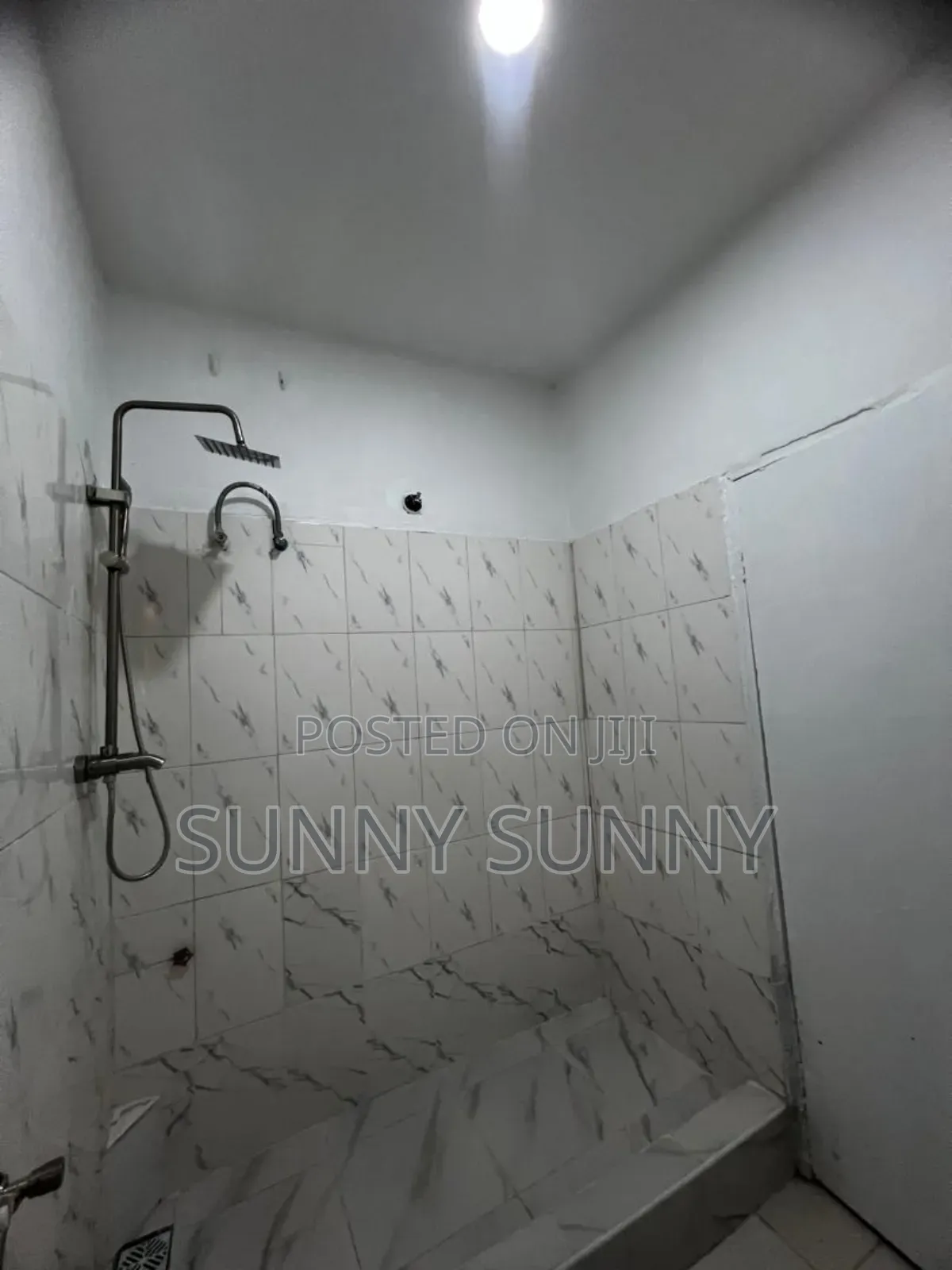 Executive Studio Room - Utako ( City Center)