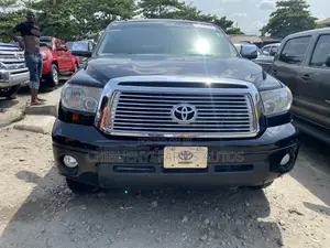 Toyota Tundra 2013 Black