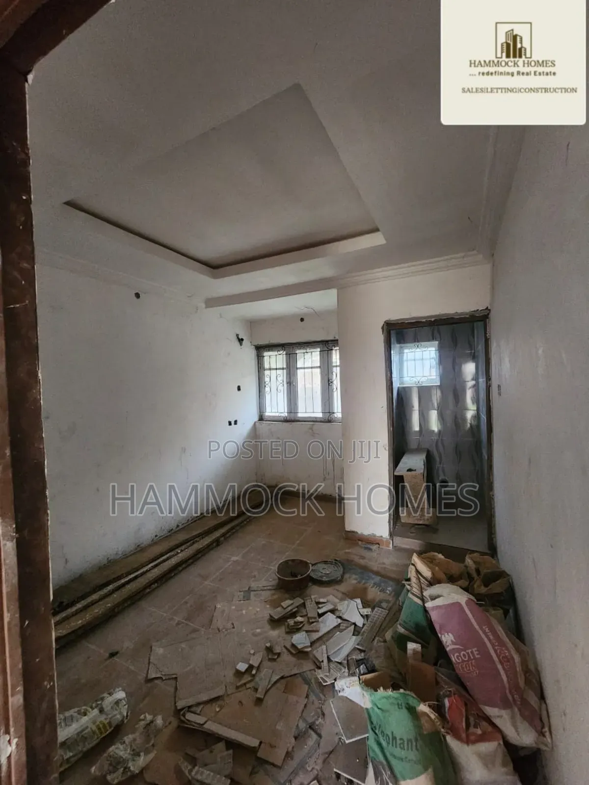 6bdrm Bungalow in Ibadan for sale