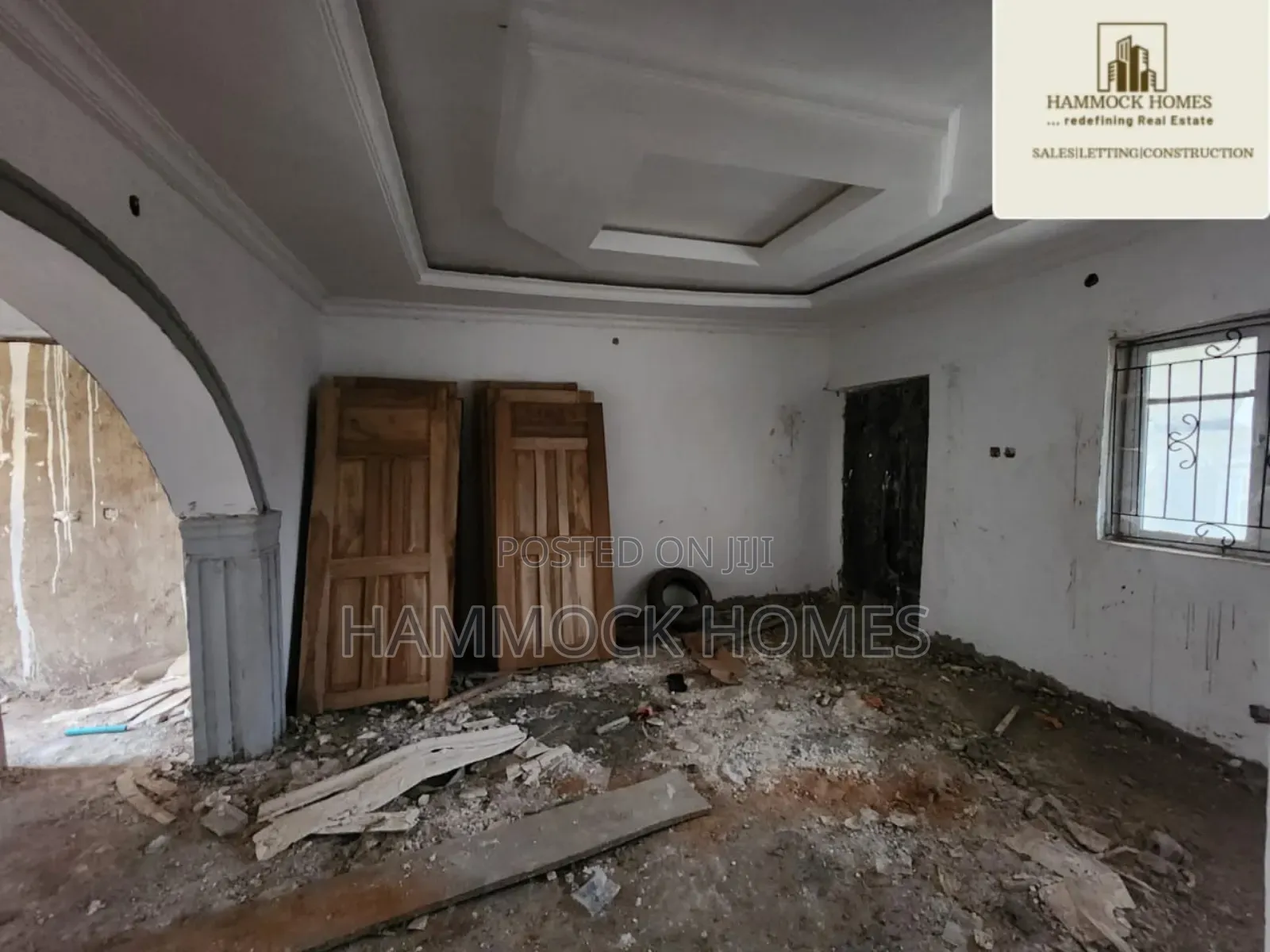 6bdrm Bungalow in Ibadan for sale