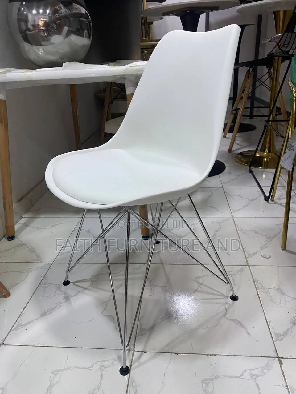Padded Chair With Metal Leg