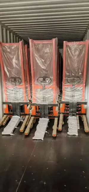 Stacker Hydraulic