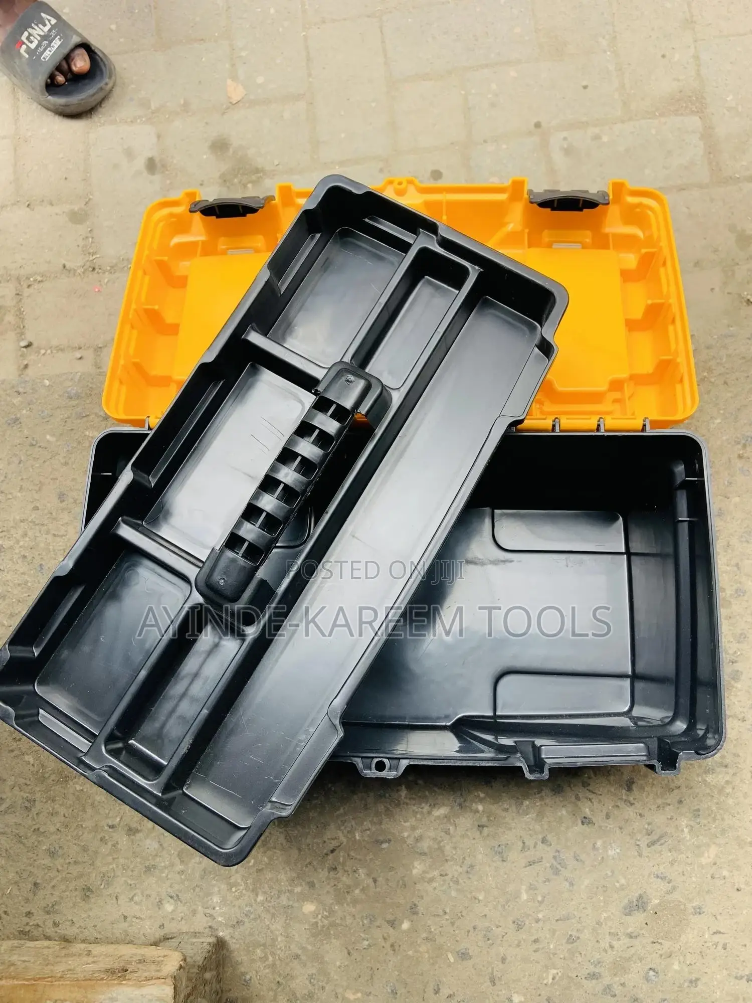 15” Empty Tool Box