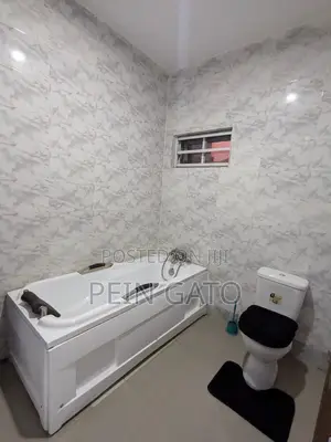 Beautiful 4 Bed Shared Apartment
