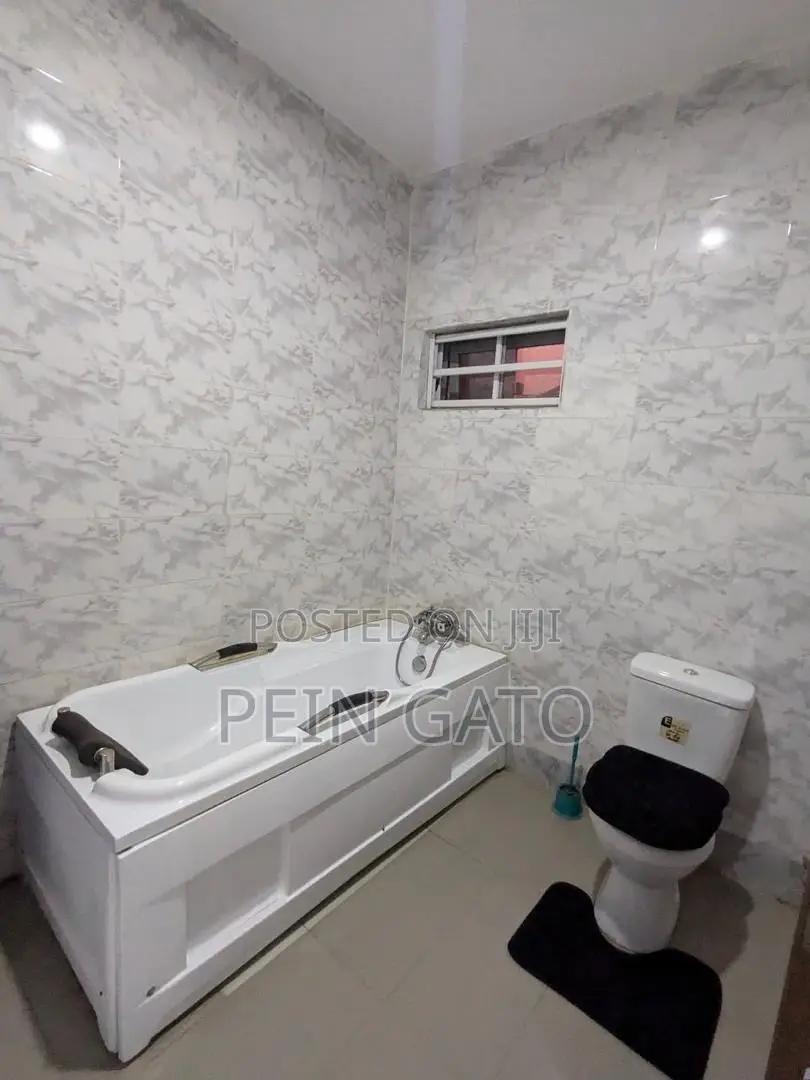 Beautiful 4 Bed Shared Apartment