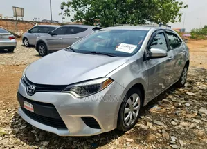 Toyota Corolla 2015 Silver