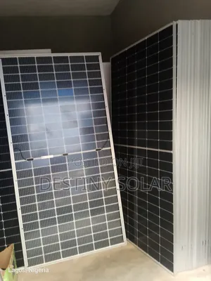 600watts Solar Panel Jinko Brand New One Much Available