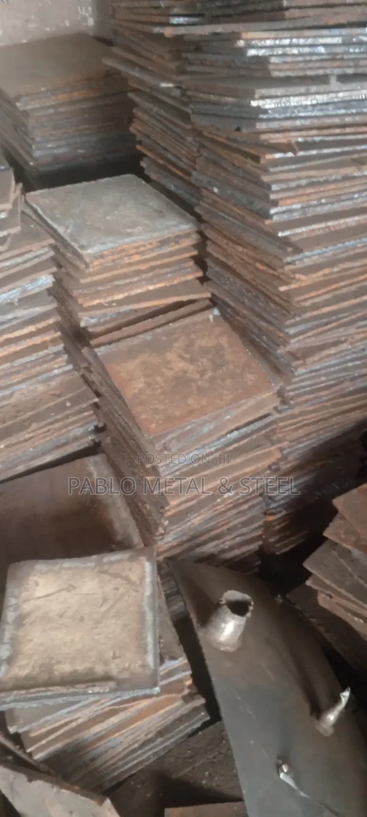 1ft X 1ft X 10mm Base Plates.