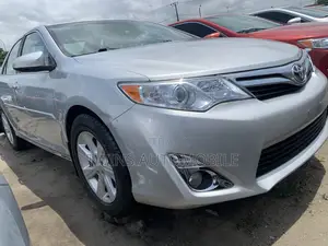 Toyota Camry LE 4dr Sedan (2.5L 4cyl 6A) 2013 Silver