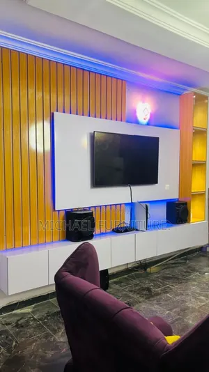 Fashionable,Strong and Well Crafted Tv Console