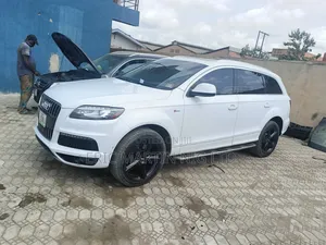 Audi Q7 2015 White