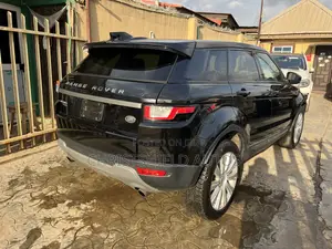 Land Rover Range Rover Evoque SE Premium 4x4 2017 Black