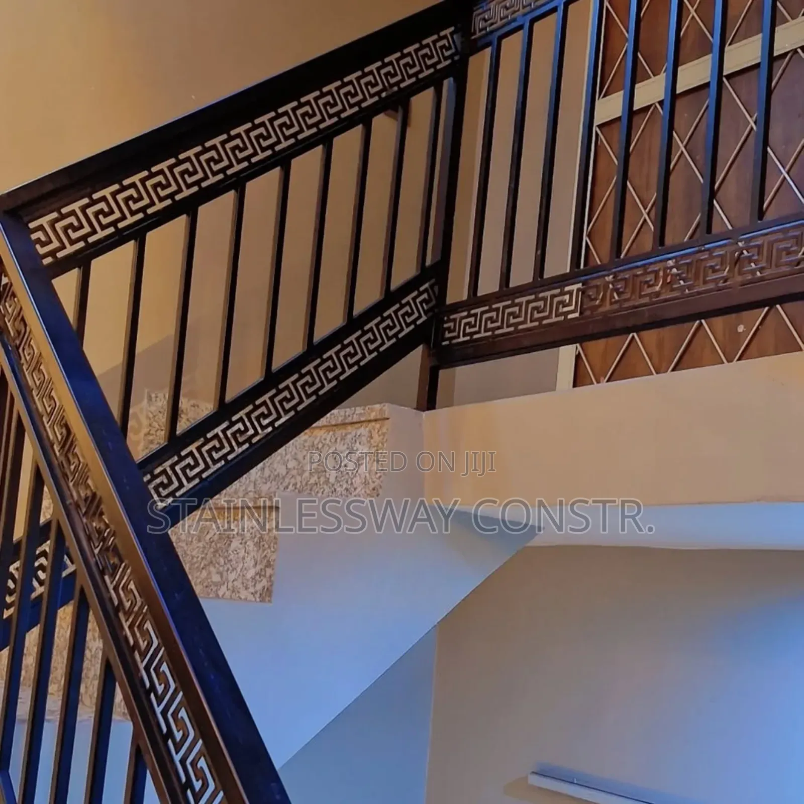 Wrought Iron Distinctive Railing Spar