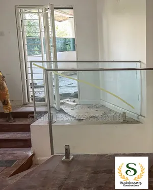 Tampered Glass Spigot Railing Dune