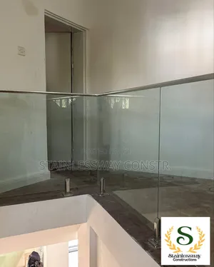 Plain Tampered Glass Railing Jam