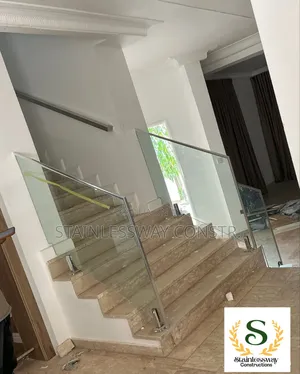 Tampered Plain Glass Railing With Silver Spigot and Top Tm