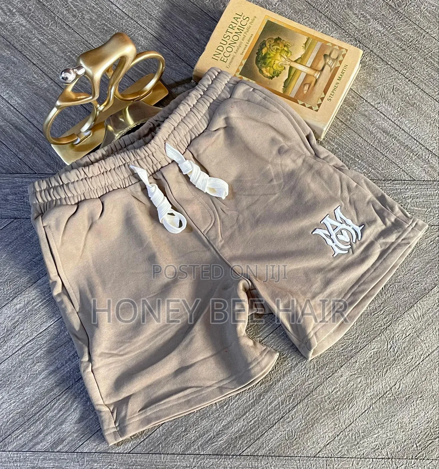 Luxurious Short Joggers Available in Store