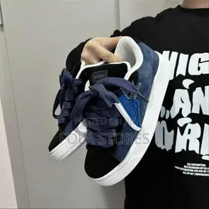 Reebok Classic Sneakers
