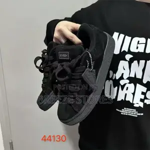 Reebok Classic Sneakers