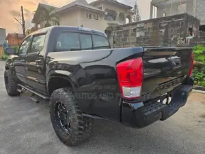 Toyota Tacoma 4dr Double Cab 2016 Black