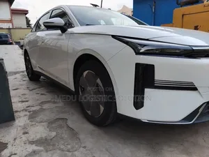 New Geely Galaxy L6 1.5 Hybrid FWD 2024 White