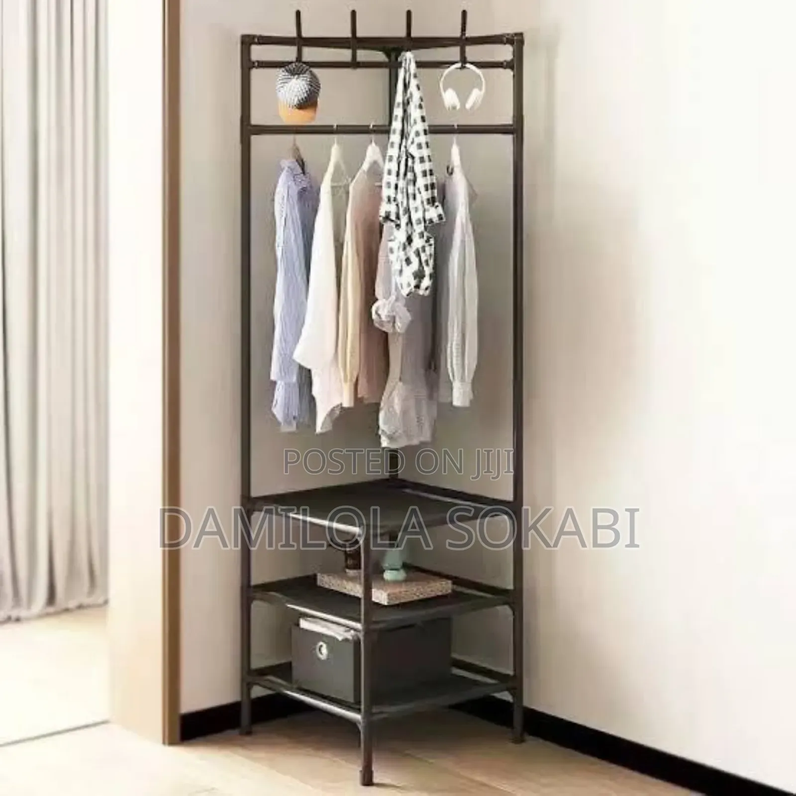 Corner Cloth Hanger