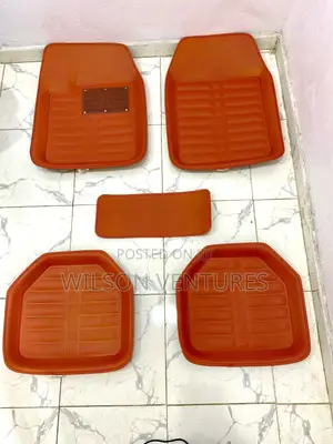 Photo - Universal Red Color Leather Car Foot Mat
