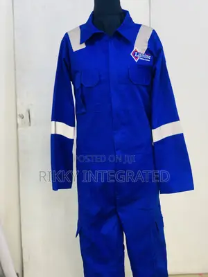 Branded Safety Wears For Engineering Companies And Purposes