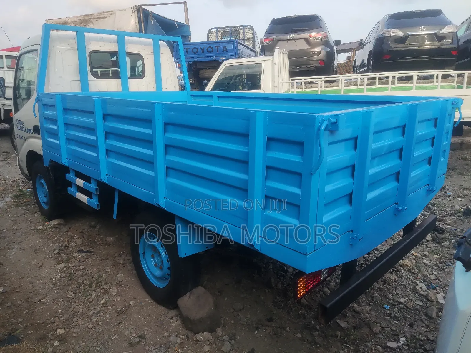 Toyota Dyna 2017 White