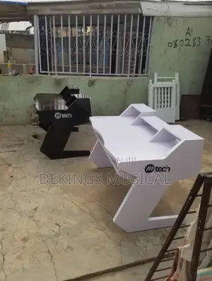 Studio Workstation Desk