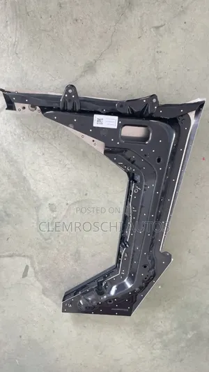 High Quality Certified Front Fender Tesla Cybertruck 2025