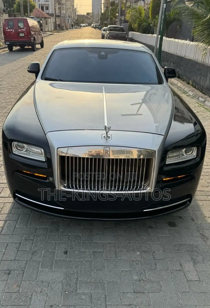 Rolls-Royce Wraith 6.6 RWD 2015 Black