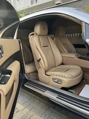 Rolls-Royce Wraith 6.6 RWD 2015 Black