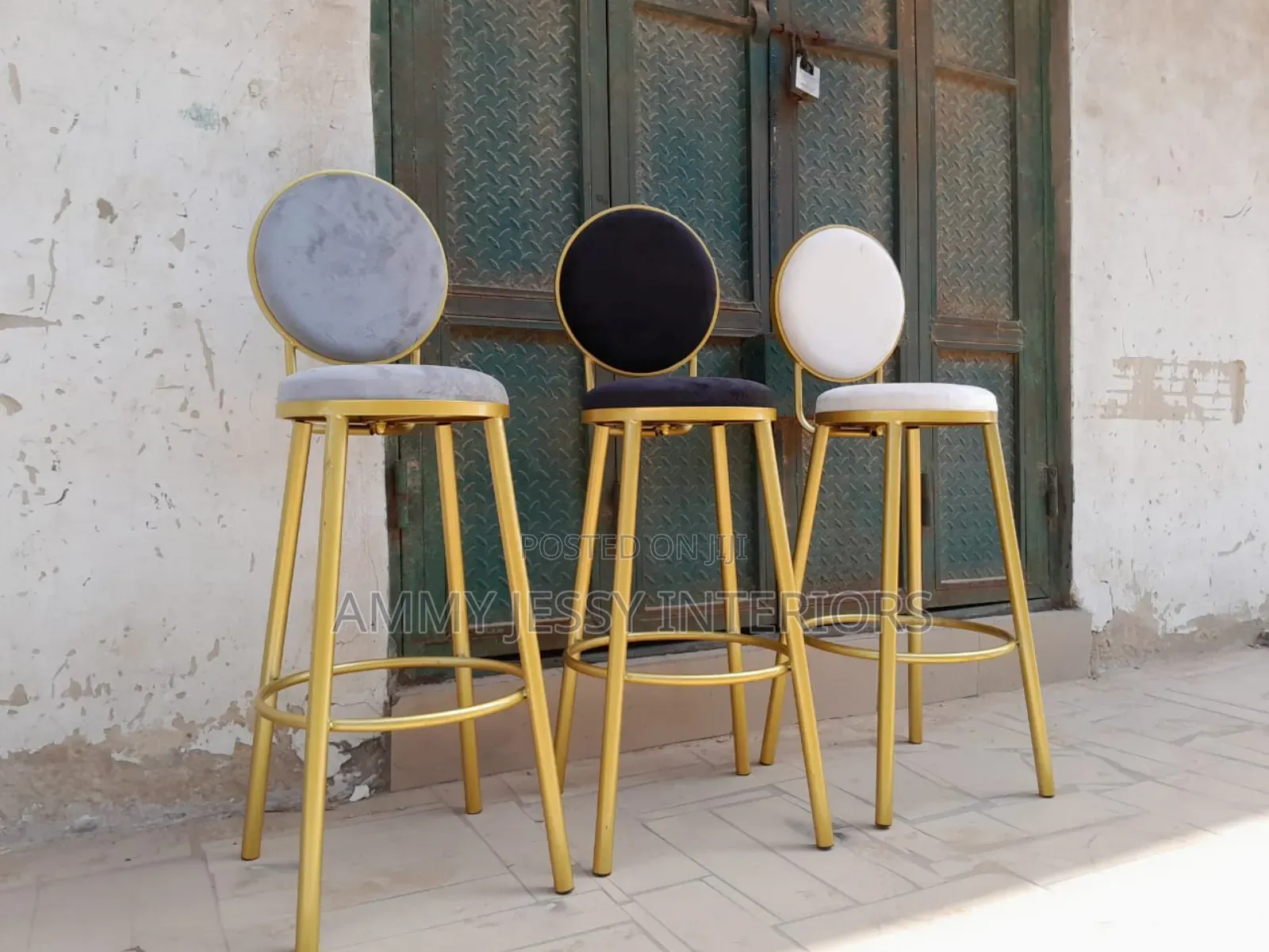 Standard Quality Modern Bar Stools