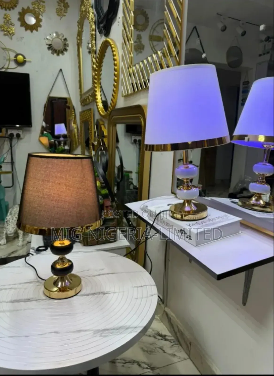 White Bedside Table Lamp for Livin Room and Console