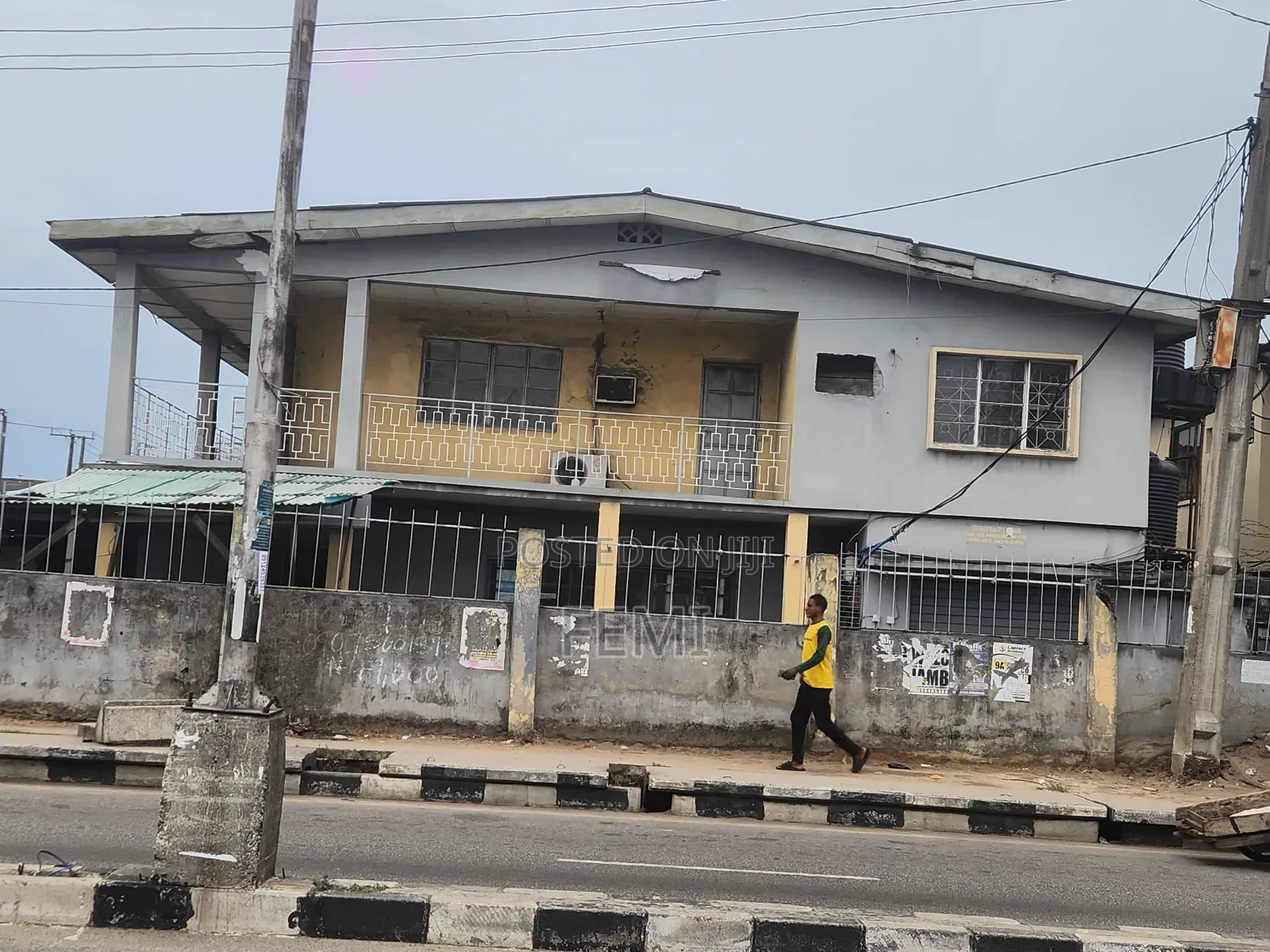 10 Bed Fully Detached Duplex for Rent in Surulere